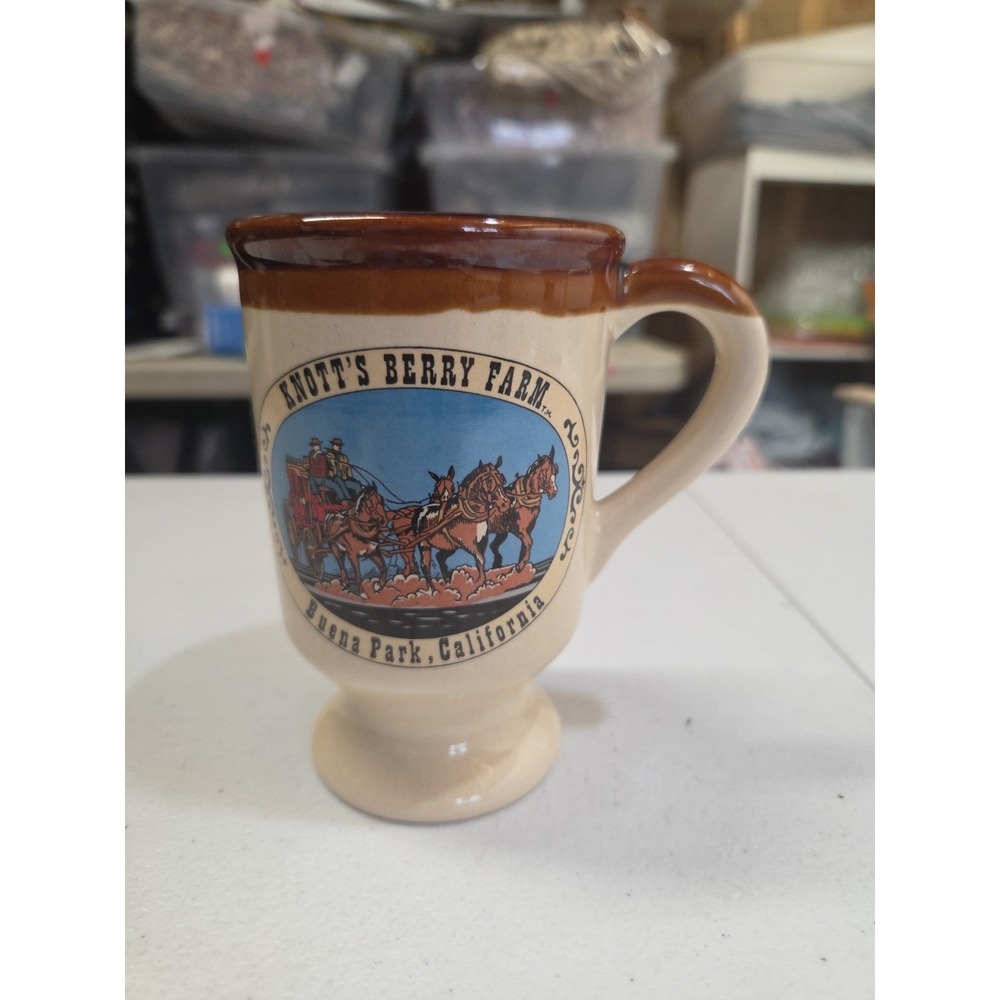 Vintage Knott's Berry Farm Stagecoach Pedestal Coffee Mug Buena Park California
